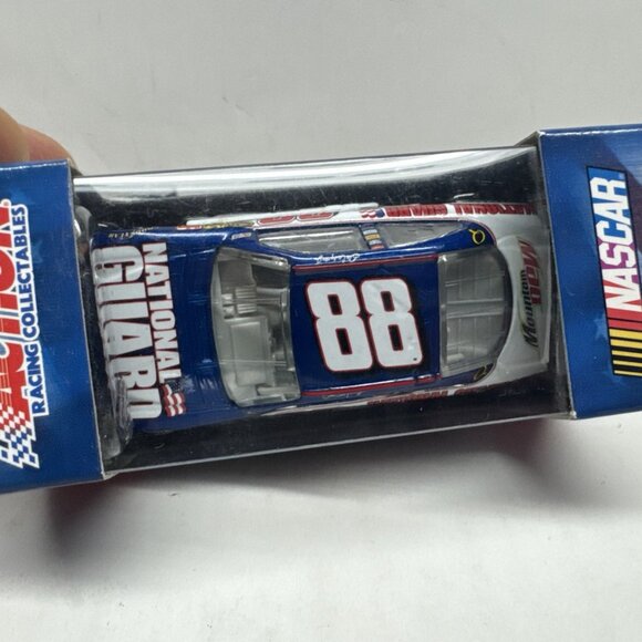 1/64 2008 Dale Earnhardt Jr. #88 National Guard Action Kid's Series Ship Deal - Picture 2 of 4
